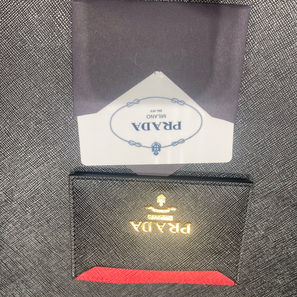 Prada card case - Picture 4 of 4